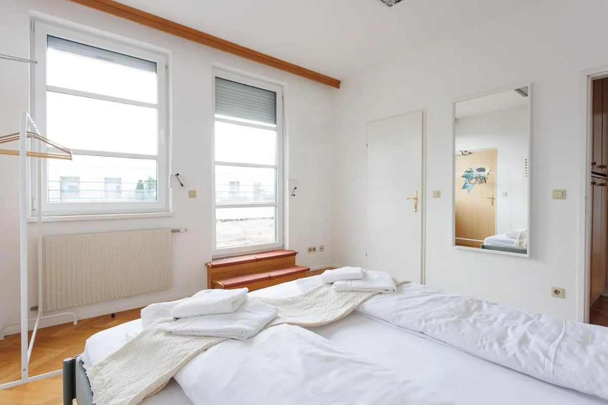 Familien- Und Gruppenparadies Platz Fuer 12 Gaeste Vienna