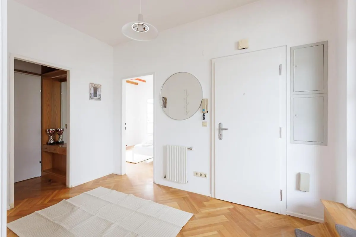 Apartment Familien- Und Gruppenparadies Platz Fuer 12 Gaeste Vienna
