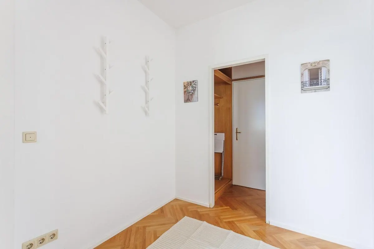 Familien- Und Gruppenparadies Platz Fuer 12 Gaeste Vienna
